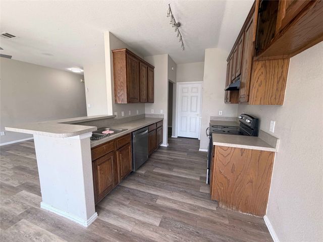 9325 Rhoni Court, Fort Worth, TX 76140