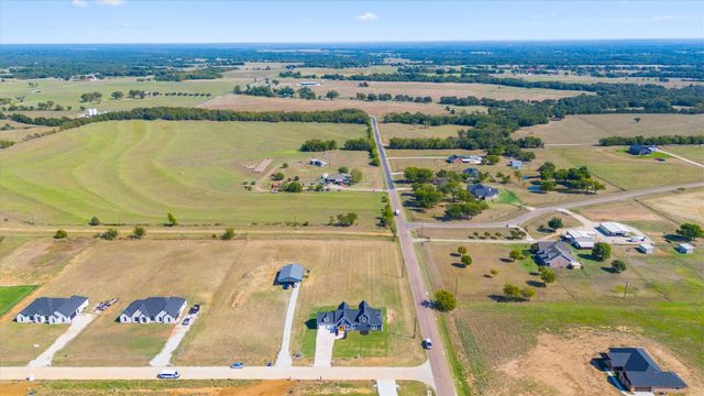 1561 Dixie Estates Way, Whitesboro, TX 76273