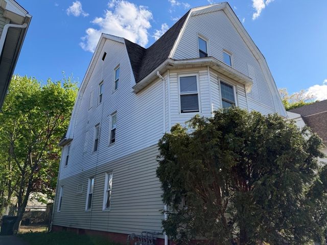 37-39 Wilmont St, Springfield, MA 01108