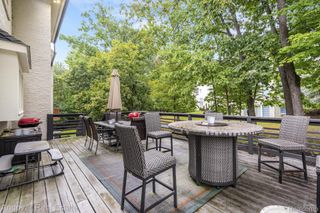 6195 Oak Trail, West Bloomfield Charter Township, MI 48322