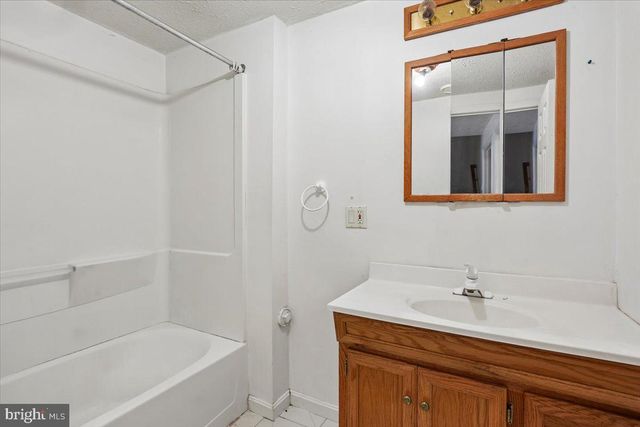 66 SHADOWRIDGE CT, Olney, MD 20832