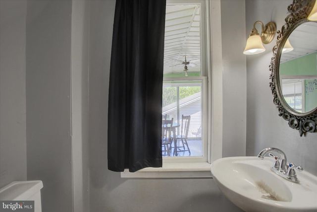 106 MIDDLE SPRING ROAD, Shippensburg, PA 17257