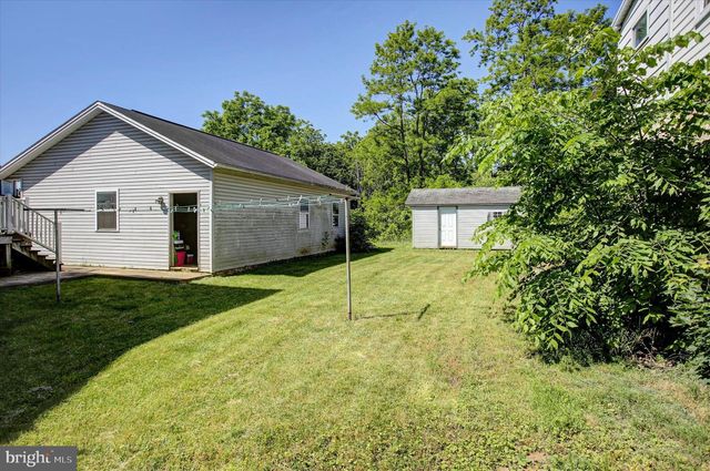 106 MIDDLE SPRING ROAD, Shippensburg, PA 17257