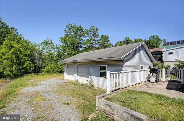 106 MIDDLE SPRING ROAD, Shippensburg, PA 17257