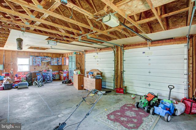 106 MIDDLE SPRING ROAD, Shippensburg, PA 17257