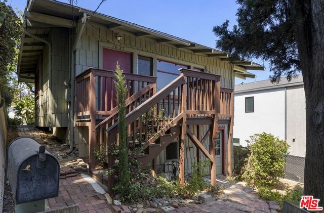 1627 Fargo Street, Los Angeles, CA 90026