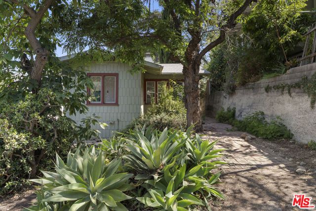 1627 Fargo Street, Los Angeles, CA 90026