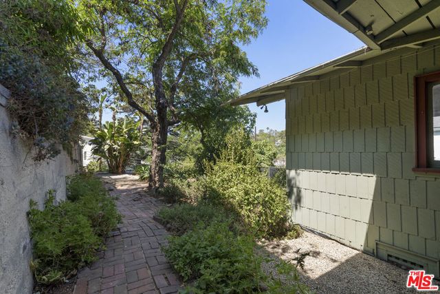 1627 Fargo Street, Los Angeles, CA 90026