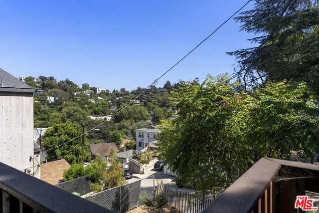 1627 Fargo Street, Los Angeles, CA 90026