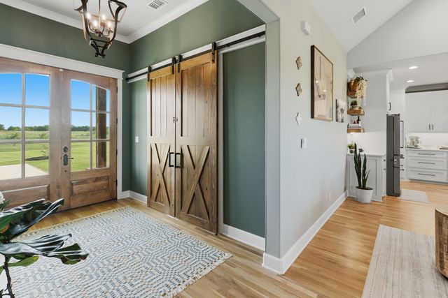 5692 County Road 1093, Celeste, TX 75423