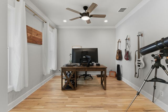 5692 County Road 1093, Celeste, TX 75423