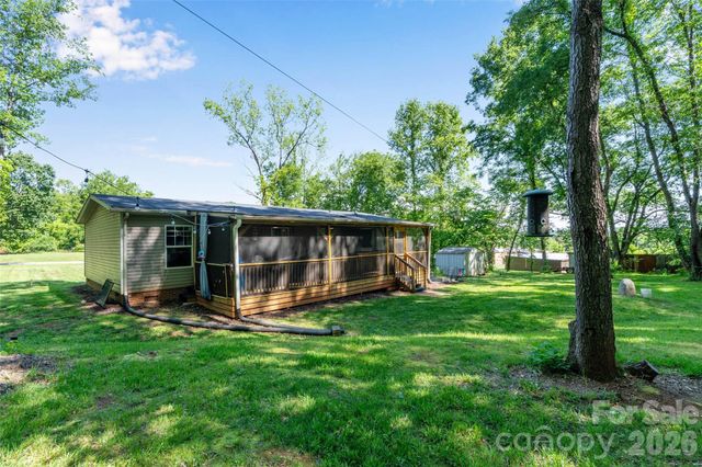 5007 Carlos Road, Catawba, NC 28609