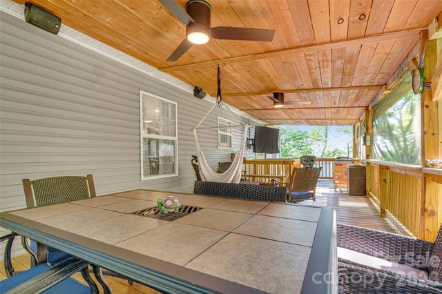 5007 Carlos Road, Catawba, NC 28609