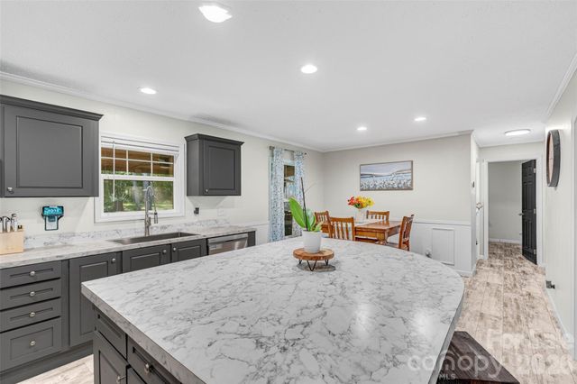 5007 Carlos Road, Catawba, NC 28609