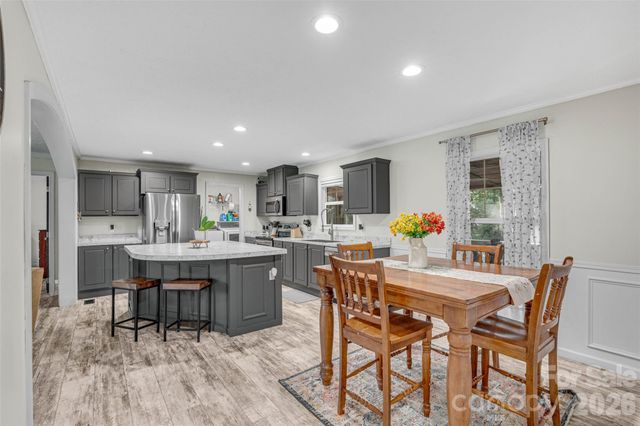 5007 Carlos Road, Catawba, NC 28609