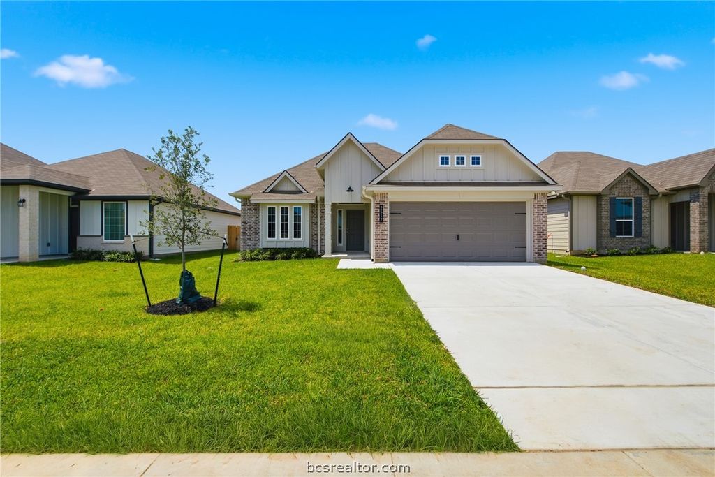 2517 Maskavich Court, Bryan, TX 77807 — exterior