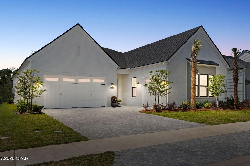 Image 4 of property listing at 917 Camp Fire Circle, Panama City Beach, FL 32413