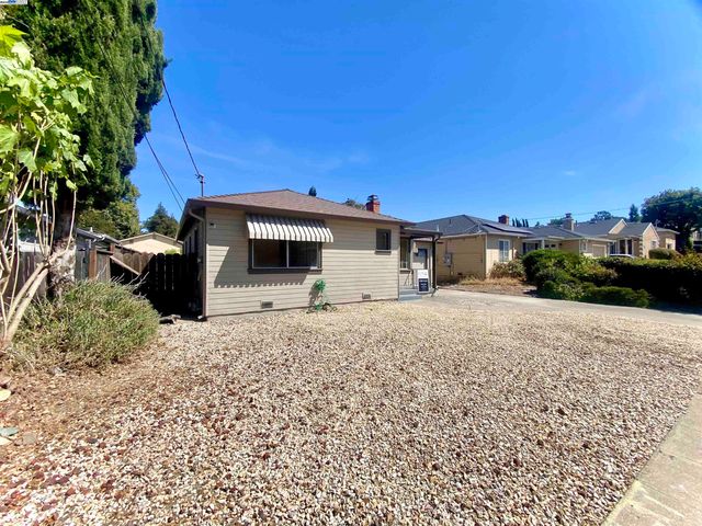 21284 Tyee St, Castro Valley, CA 94546