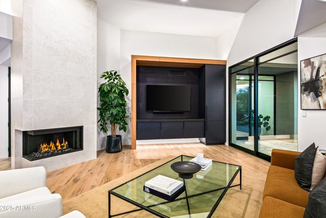 39877 N 107TH Way, Scottsdale, AZ 85262