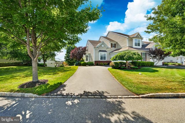 226 N CALDWELL CIR, Downingtown, PA 19335