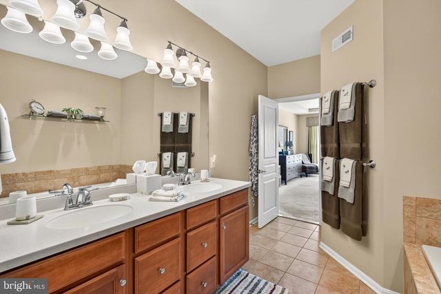 226 N CALDWELL CIR, Downingtown, PA 19335