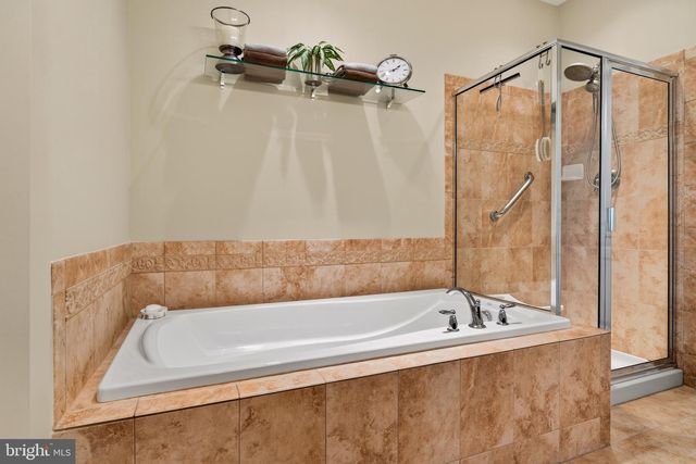 226 N CALDWELL CIR, Downingtown, PA 19335
