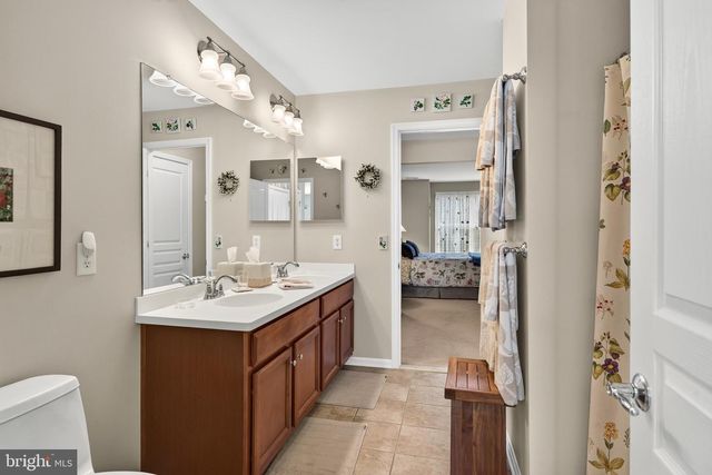 226 N CALDWELL CIR, Downingtown, PA 19335