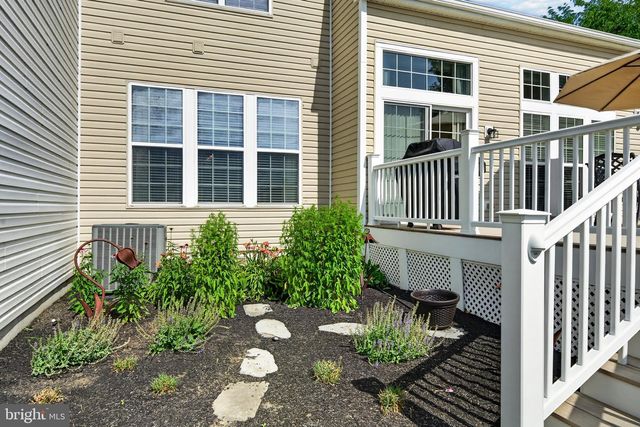 226 N CALDWELL CIR, Downingtown, PA 19335