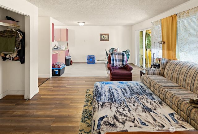 739 3rd Avenue S, Kent, WA 98032