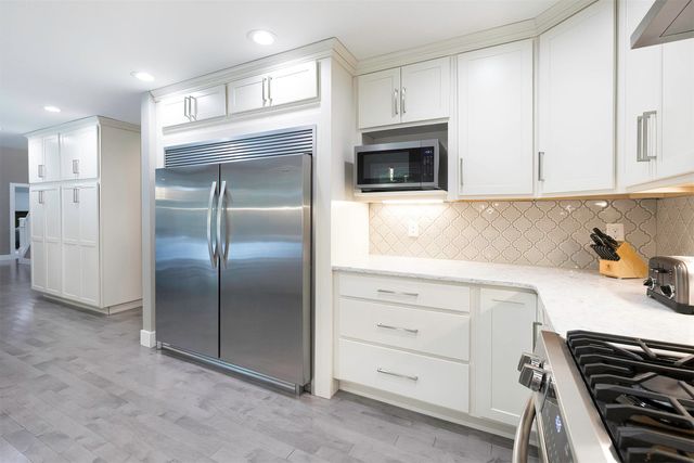 6400 BERRY Trail, Fairview, PA 16415