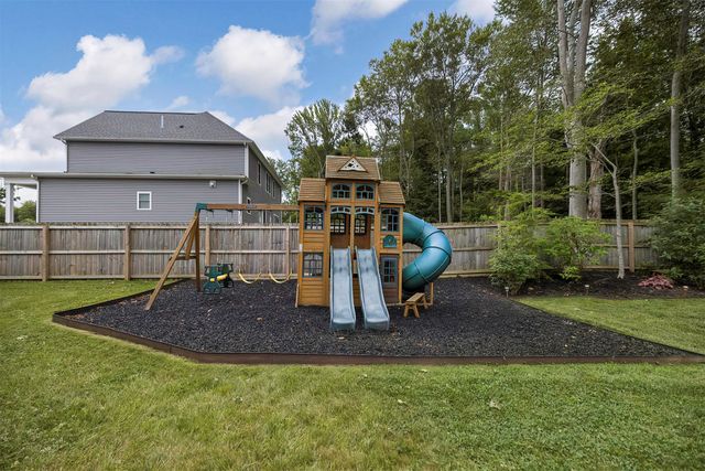 6400 BERRY Trail, Fairview, PA 16415