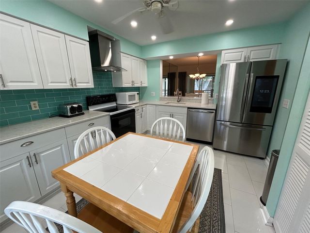 6101 34TH STREET W 22H, Bradenton, FL 34210