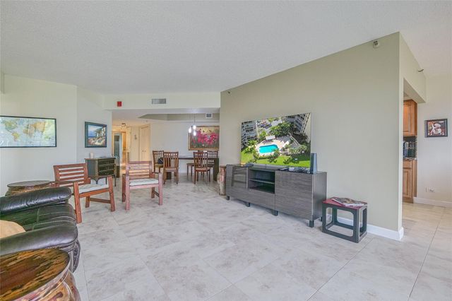 7400 Radice Court 407, Lauderhill, FL 33319