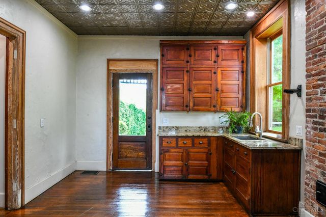 361 Upper Valley Pike, Springfield Twp., OH 45504