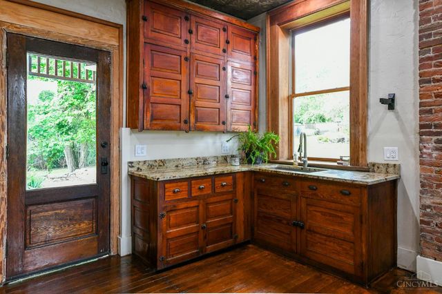 361 Upper Valley Pike, Springfield Twp., OH 45504