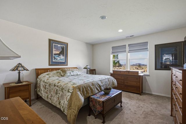 2791 NW Lexie Lane, Redmond, OR 97756