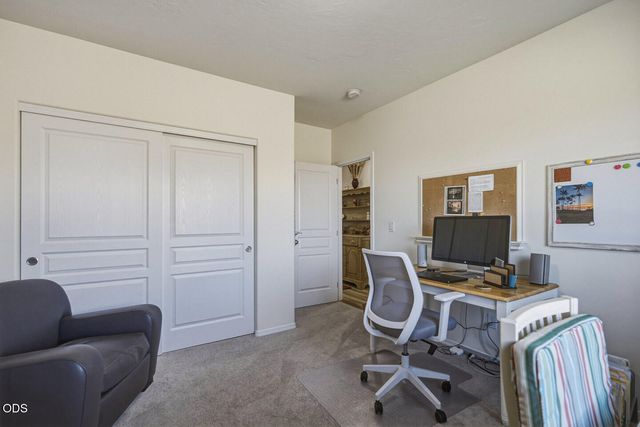 2791 NW Lexie Lane, Redmond, OR 97756