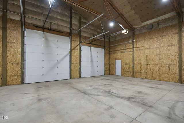 2791 NW Lexie Lane, Redmond, OR 97756