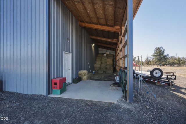 2791 NW Lexie Lane, Redmond, OR 97756