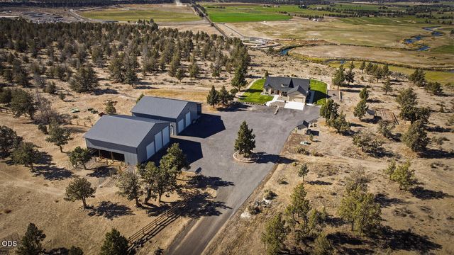 2791 NW Lexie Lane, Redmond, OR 97756