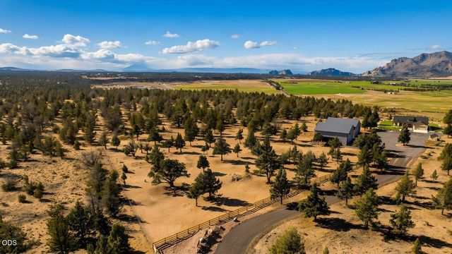2791 NW Lexie Lane, Redmond, OR 97756