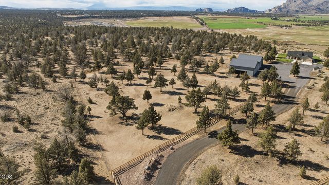 2791 NW Lexie Lane, Redmond, OR 97756