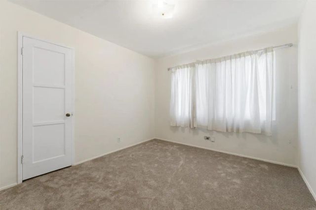 6415 Zena Dr, San Diego, CA 92115