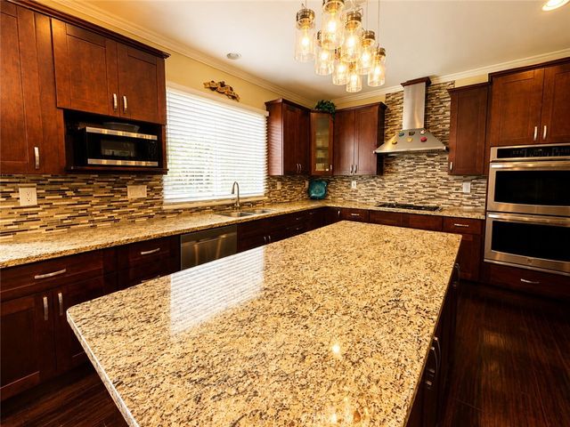 13225 Ruby Court, Eastvale, CA 92880