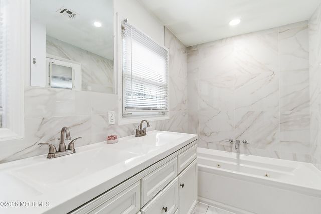 1474 14th Street, Lakewood, NJ 08701