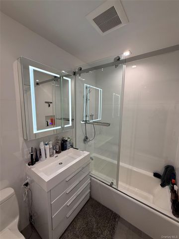 648 E Broadway, Long Beach, NY 11561