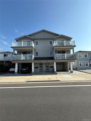 648 E Broadway, Long Beach, NY 11561