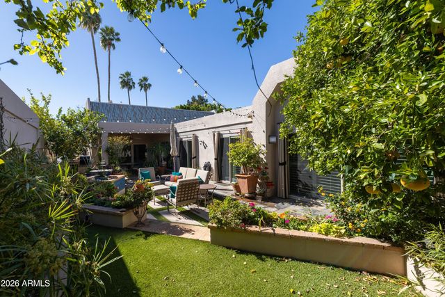 2522 E OREGON Avenue, Phoenix, AZ 85016