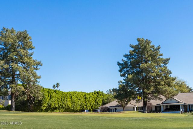 2522 E OREGON Avenue, Phoenix, AZ 85016