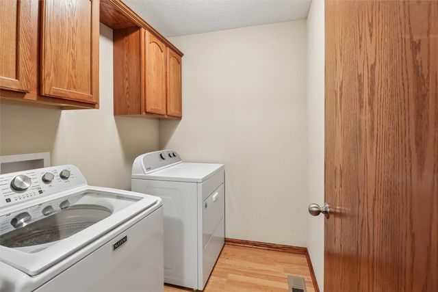 1007 N O Street, Indianola, IA 50125